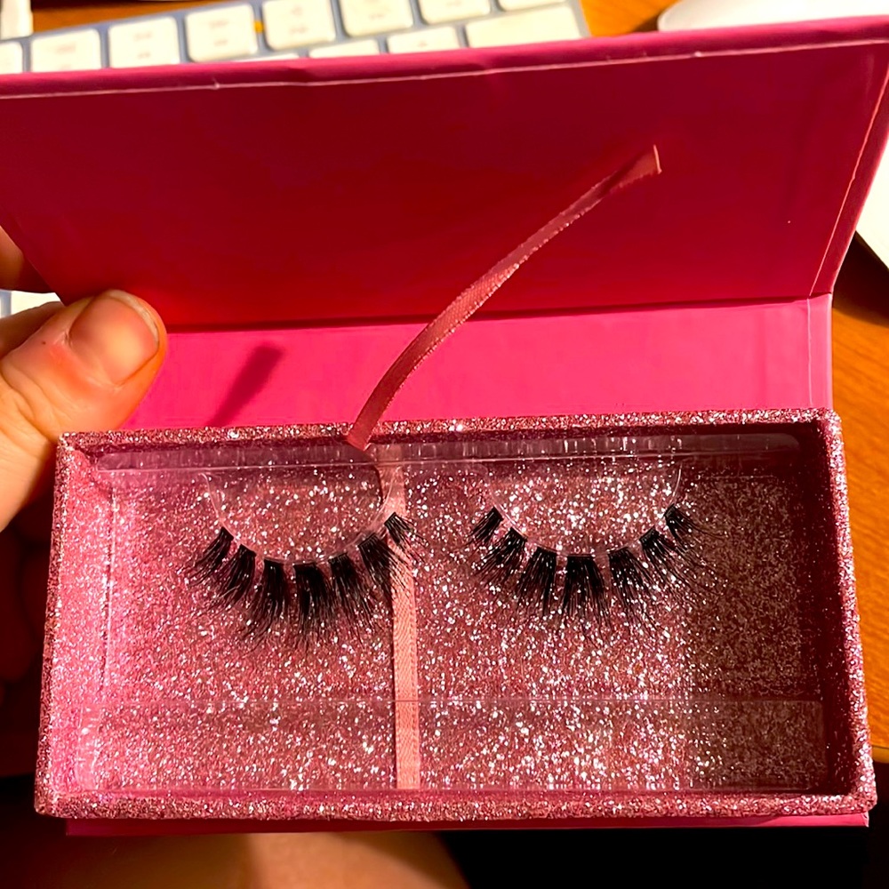 Burnbook False Eyelashes